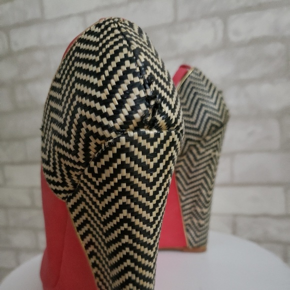 Colin Stuart Funky Pink Platform Shoes SZ 8.5 - Picture 3 of 6